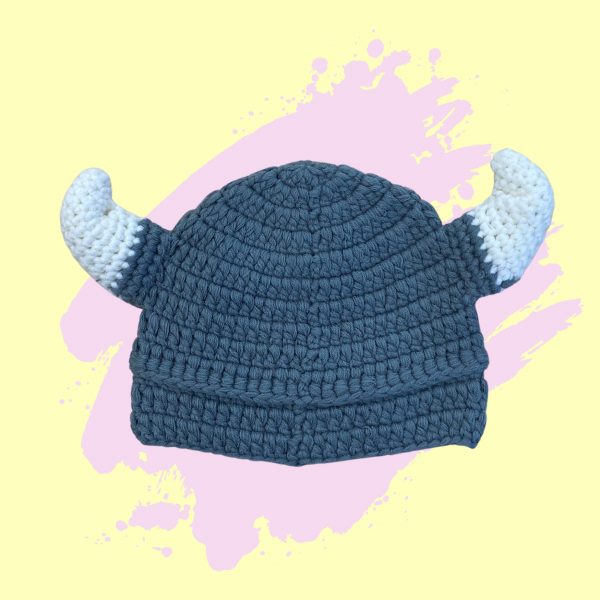 Knitted viking hat for kids